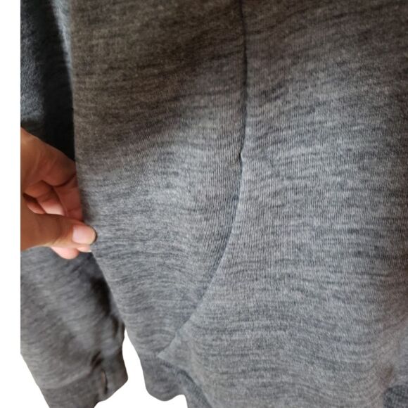 Lululemon Huddle & Hustle Hoodie ~$118 - Picture 5 of 10